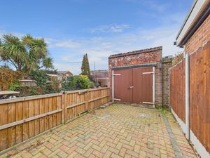 Photo 16- click for photo gallery